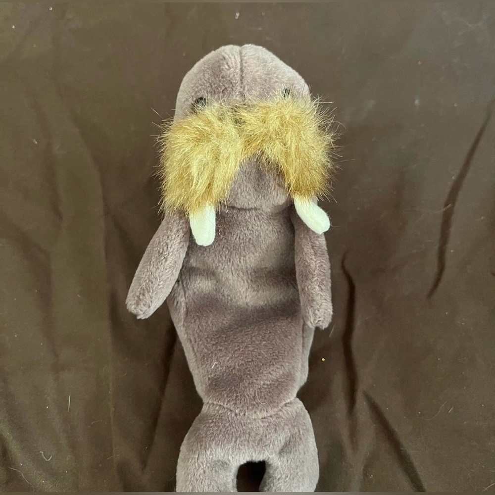 Ty Beanie Babies Jolly The Walrus Plush